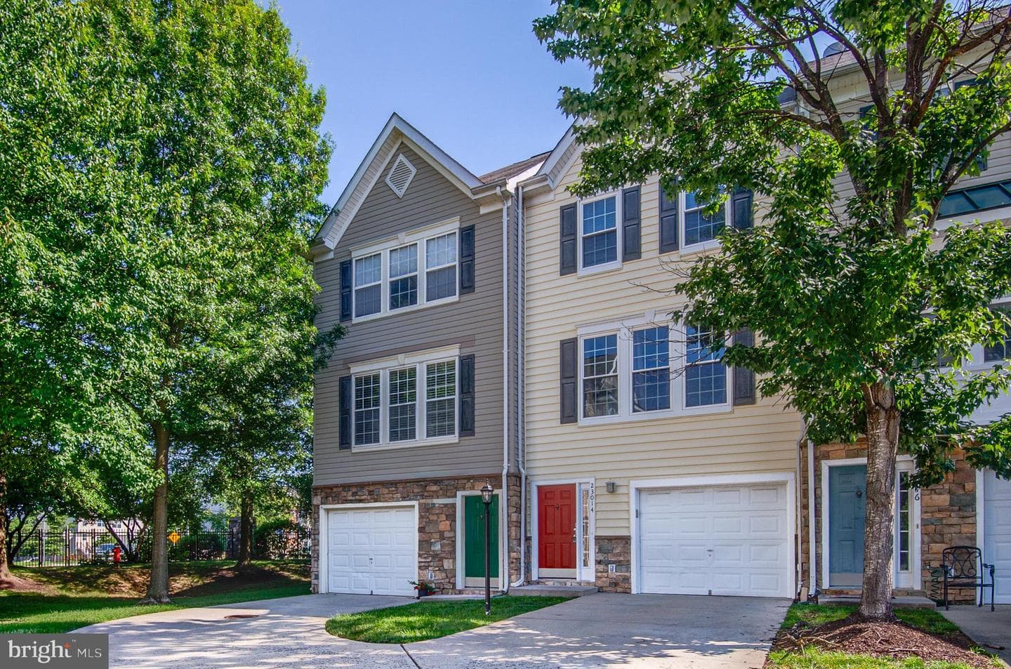 23014 Fontwell Square, Sterling