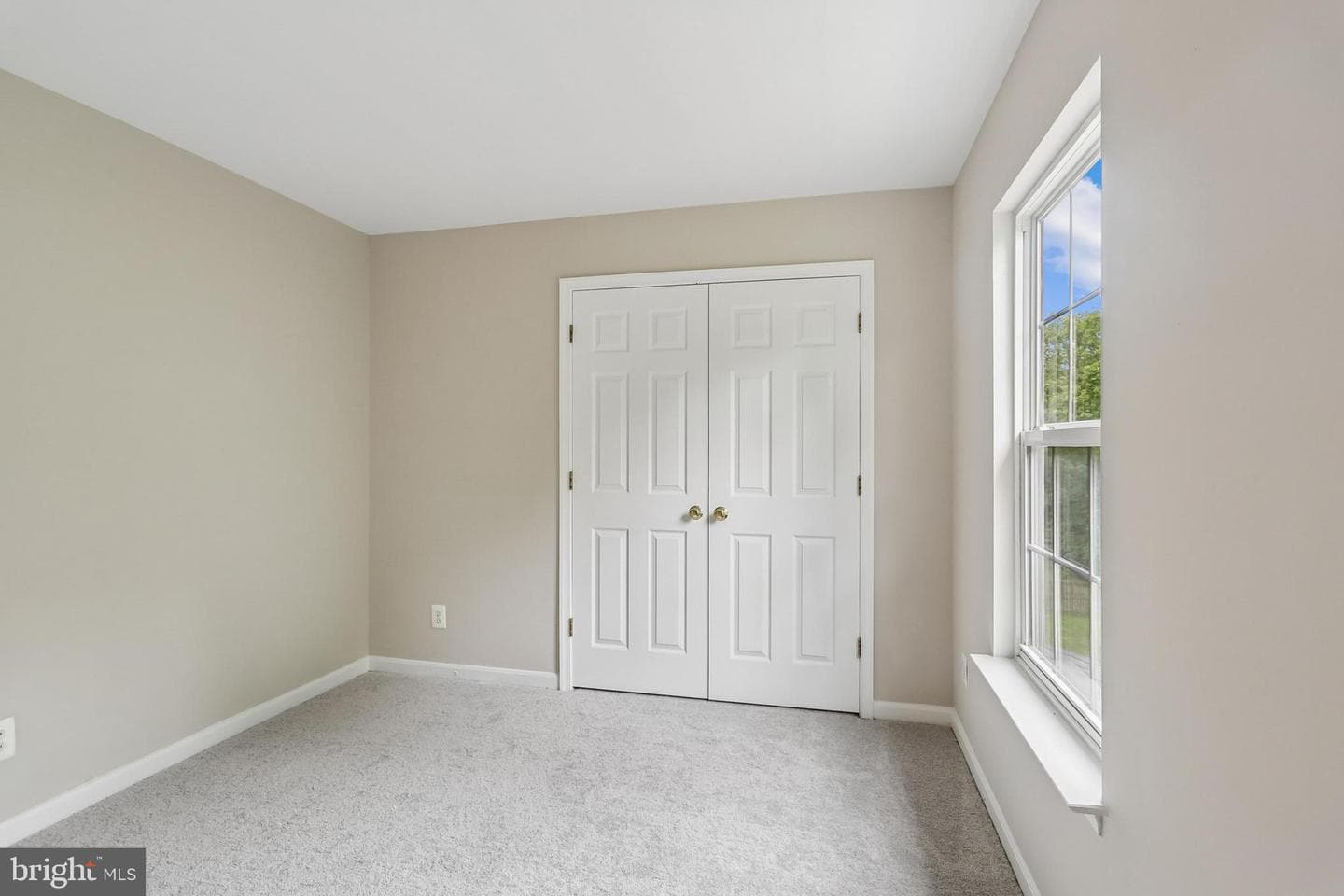 21745 Regents Park Circle photo 71