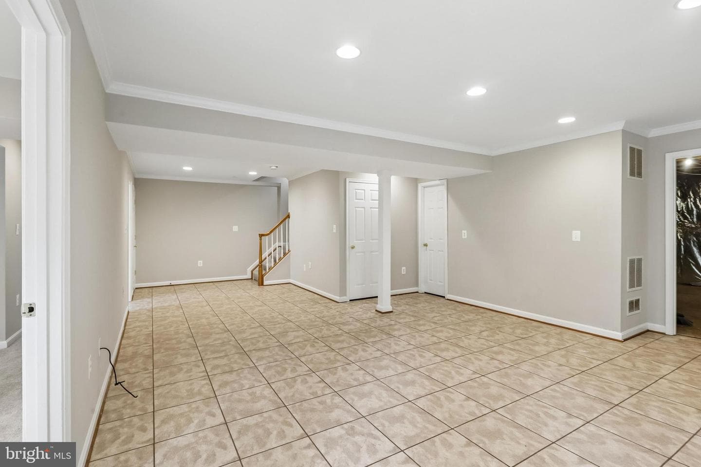 21745 Regents Park Circle photo 73