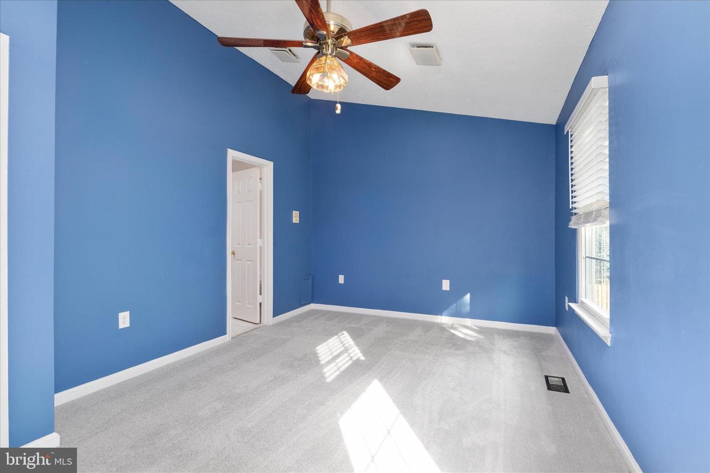 439 Nikki Terrace SE photo 18