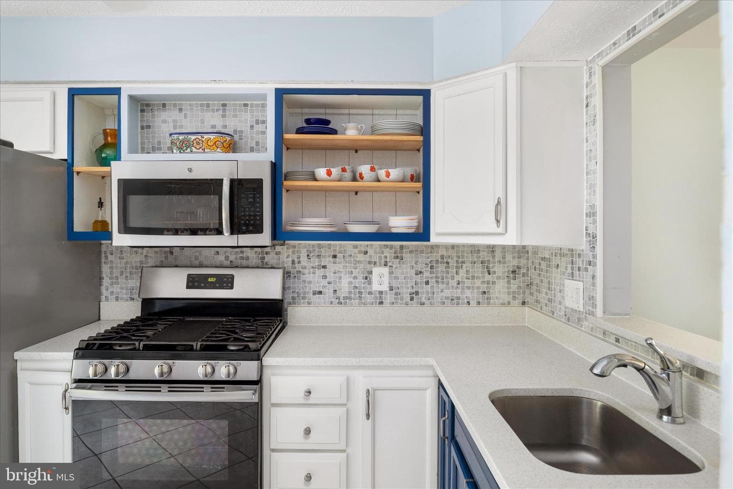 439 Nikki Terrace SE photo 6