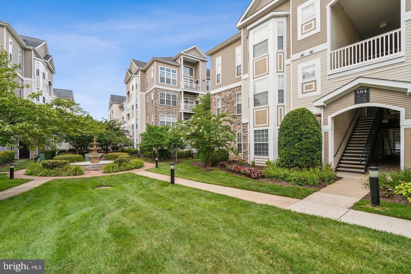 504 Sunset View Terrace SE #301, Leesburg