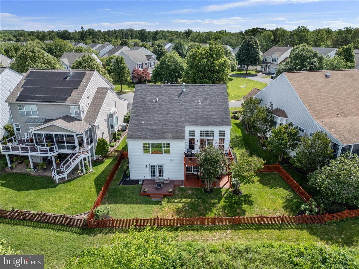 43605 Wembley Lane photo 28