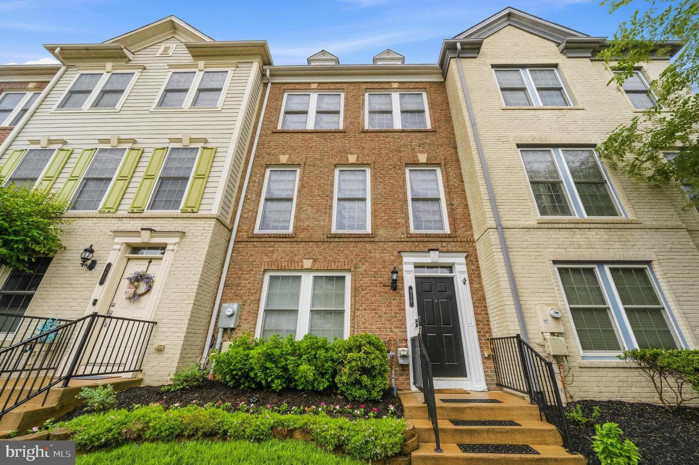 175 Great Laurel Sq SE photo 2