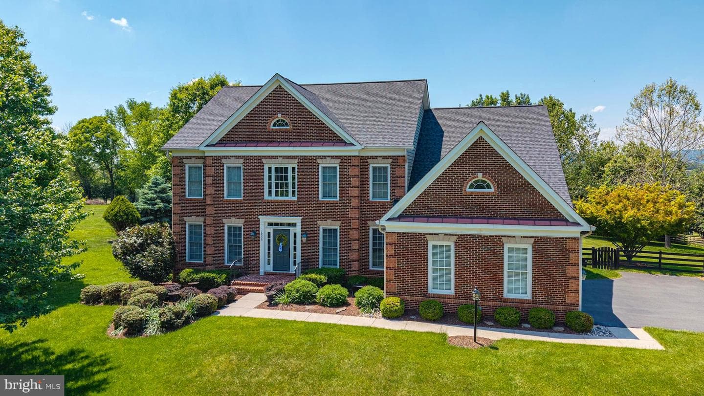 16555 Chestnut Overlook Drive, Purcellville