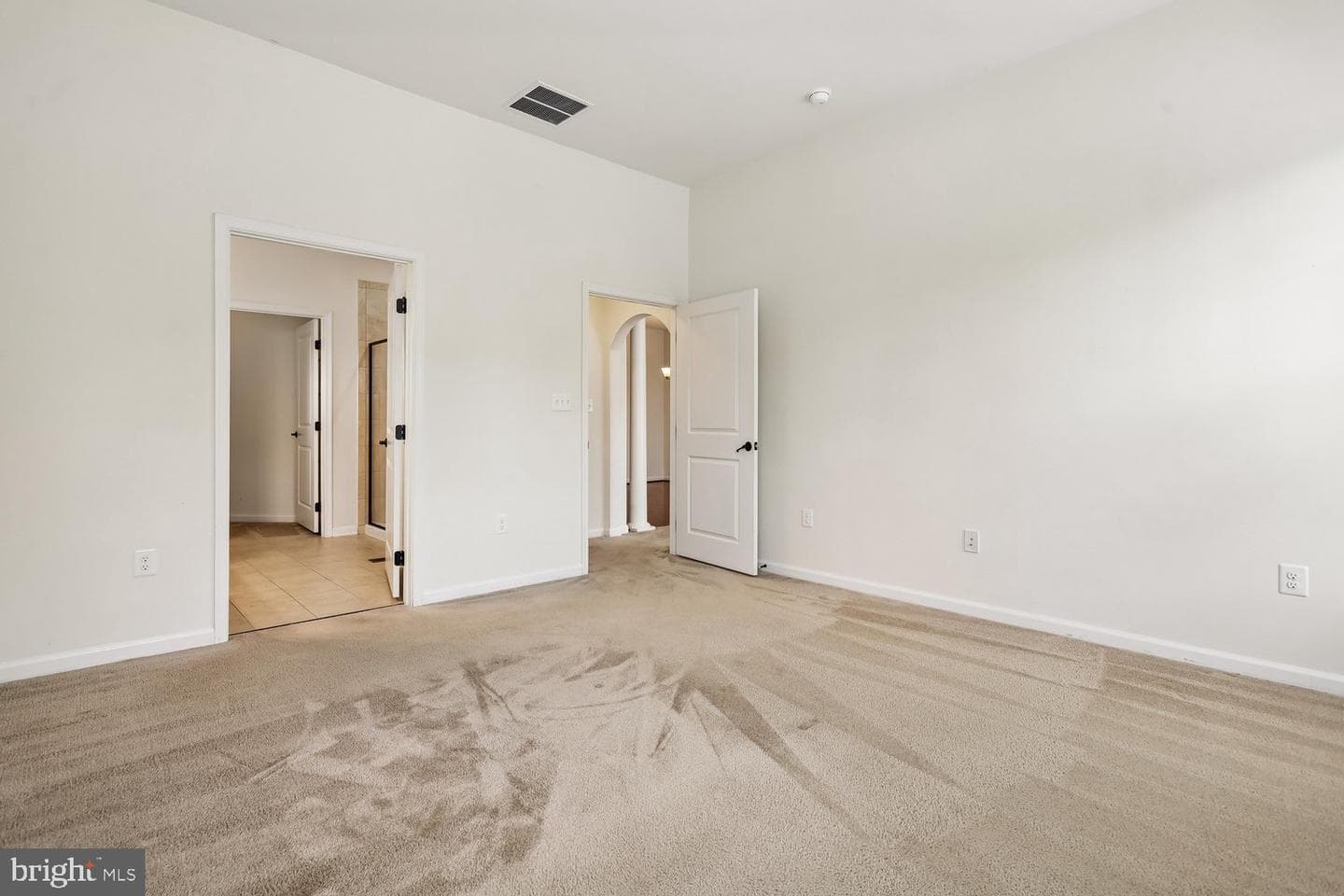 41657 Mcmonagle Square photo 10