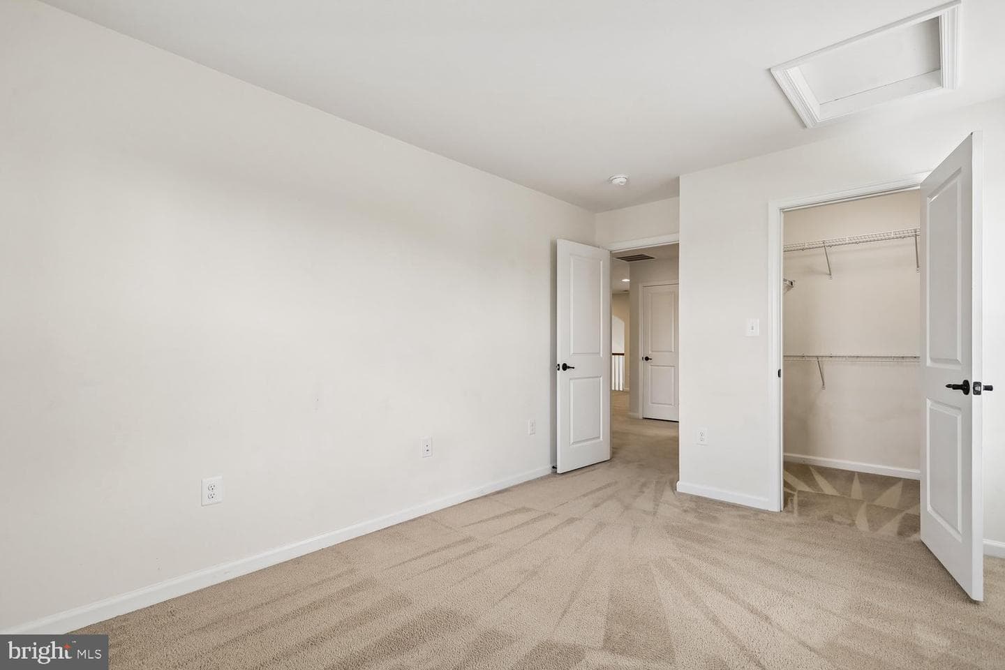 41657 Mcmonagle Square photo 24