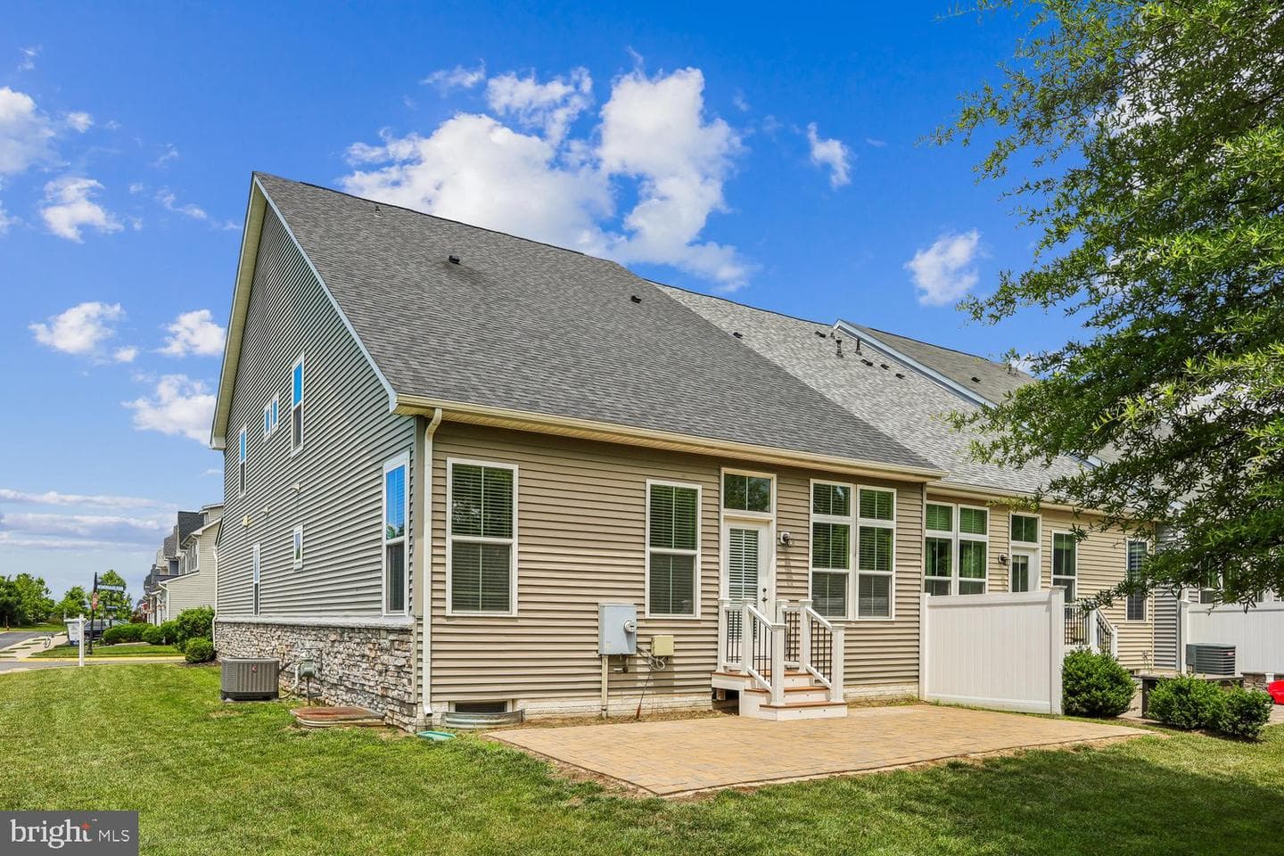 41657 Mcmonagle Square photo 40
