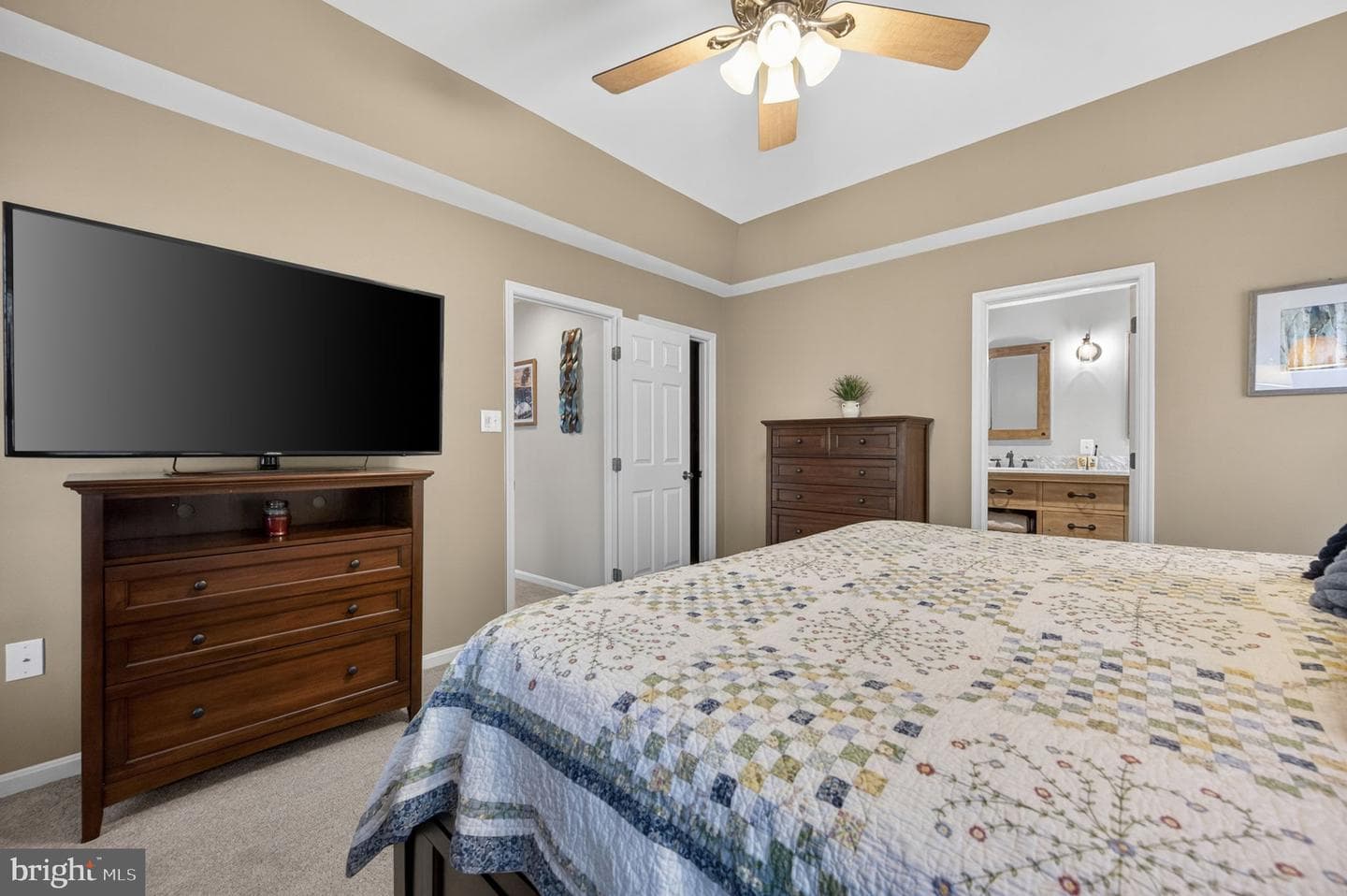 43171 Glenelder Terrace photo 28