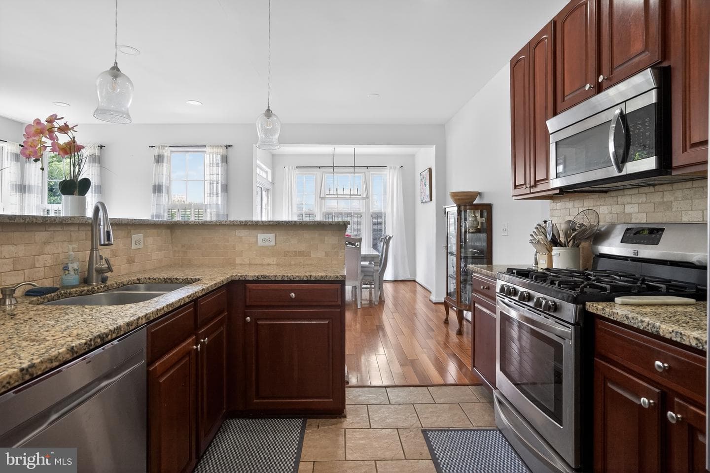 1225 Cambria Terrace NE photo 15