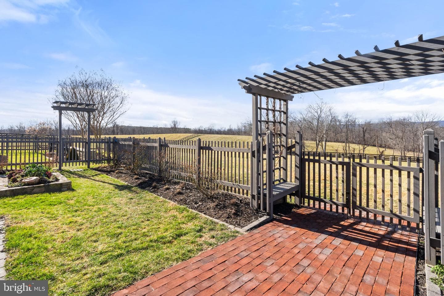 21051 St Louis Road photo 67