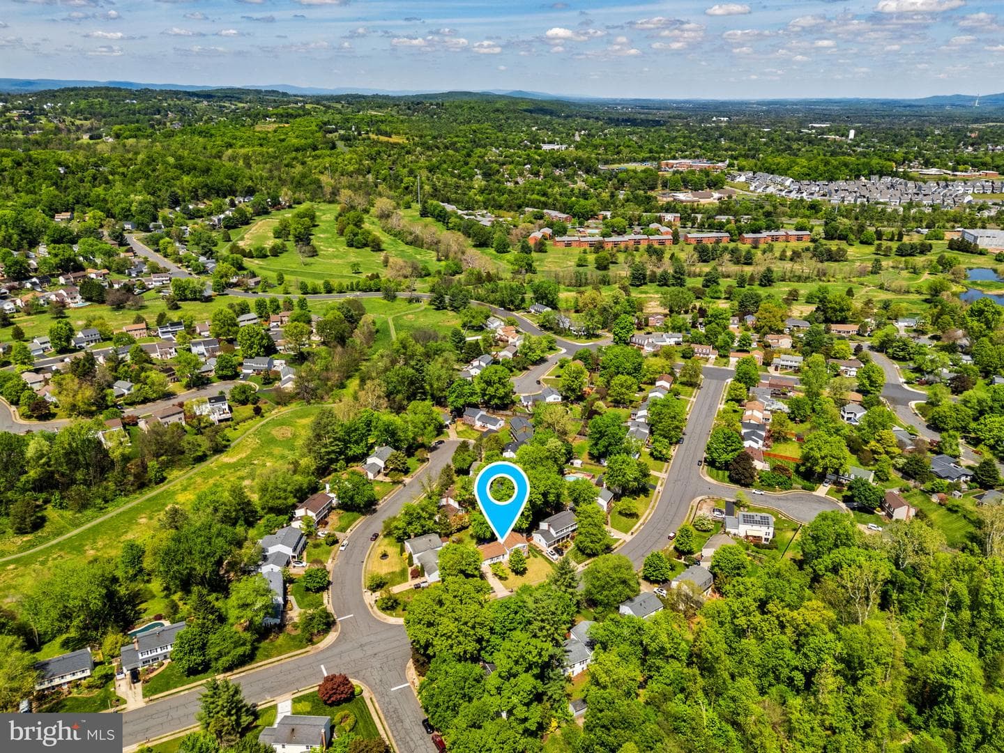 1119 Bradfield Drive SW photo 4