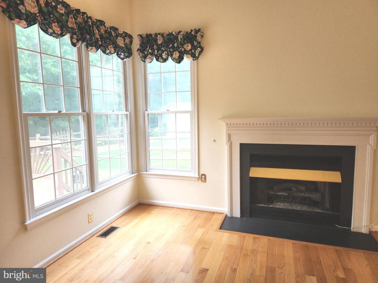 21218 Edgewood Court photo 9