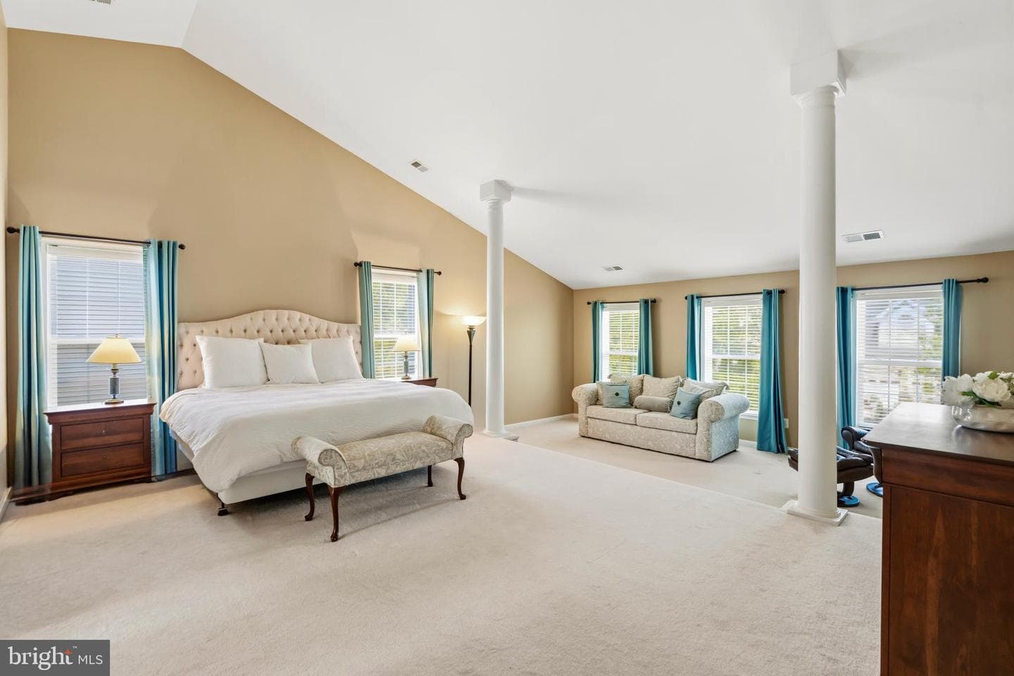22122 Whisperhill Court photo 31