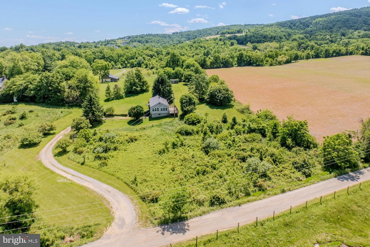 35339 Appalachian Trail Road, Round Hill
