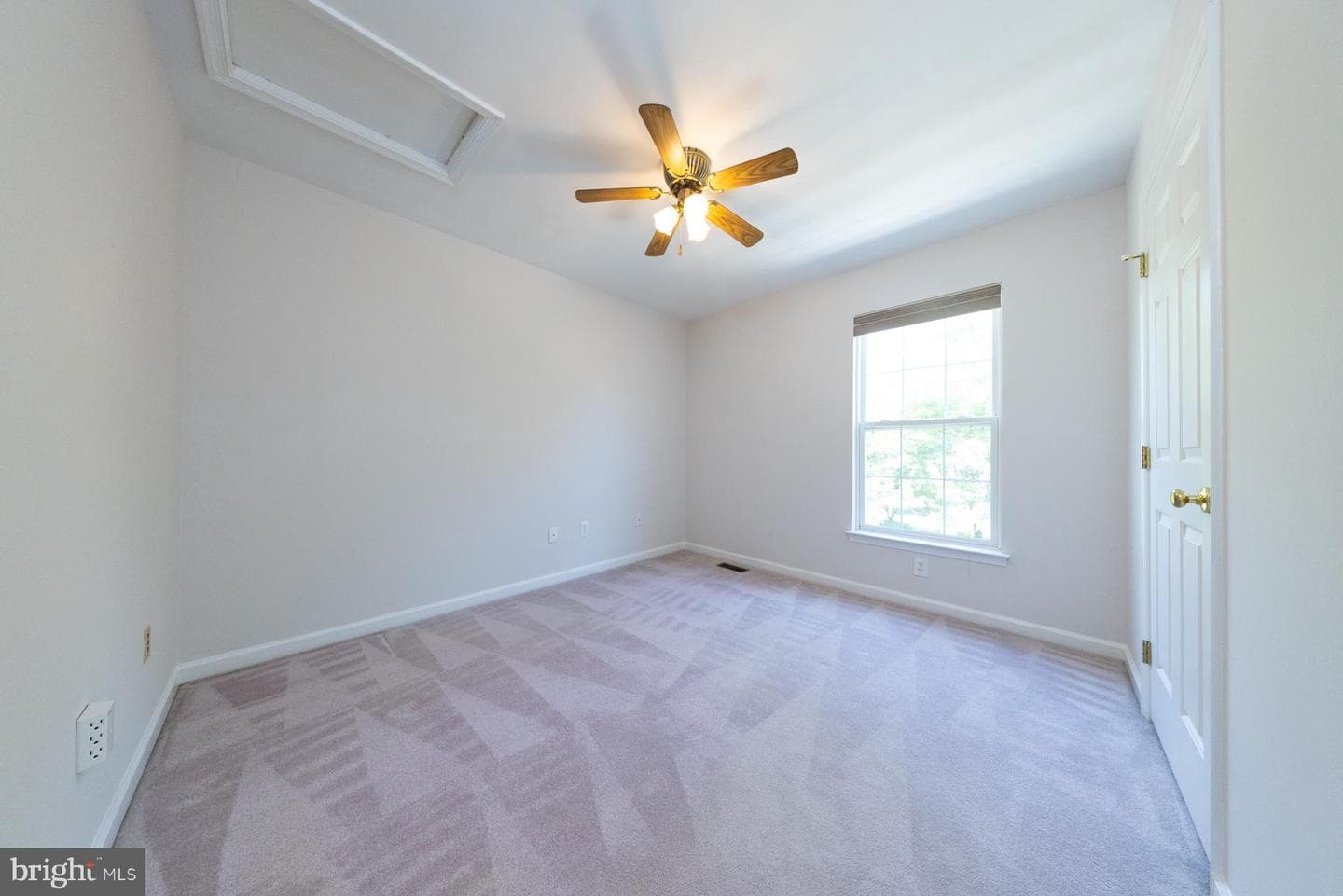 43190 Burstall Court photo 32