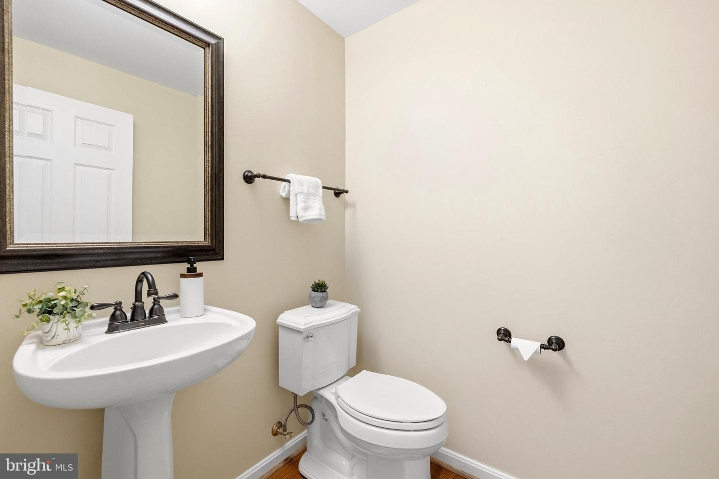 21916 Bellair Court photo 19