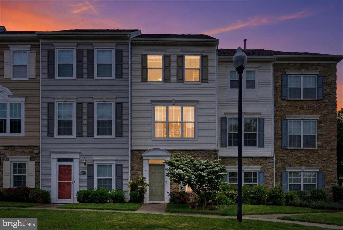 21845 Jarvis Square, Ashburn