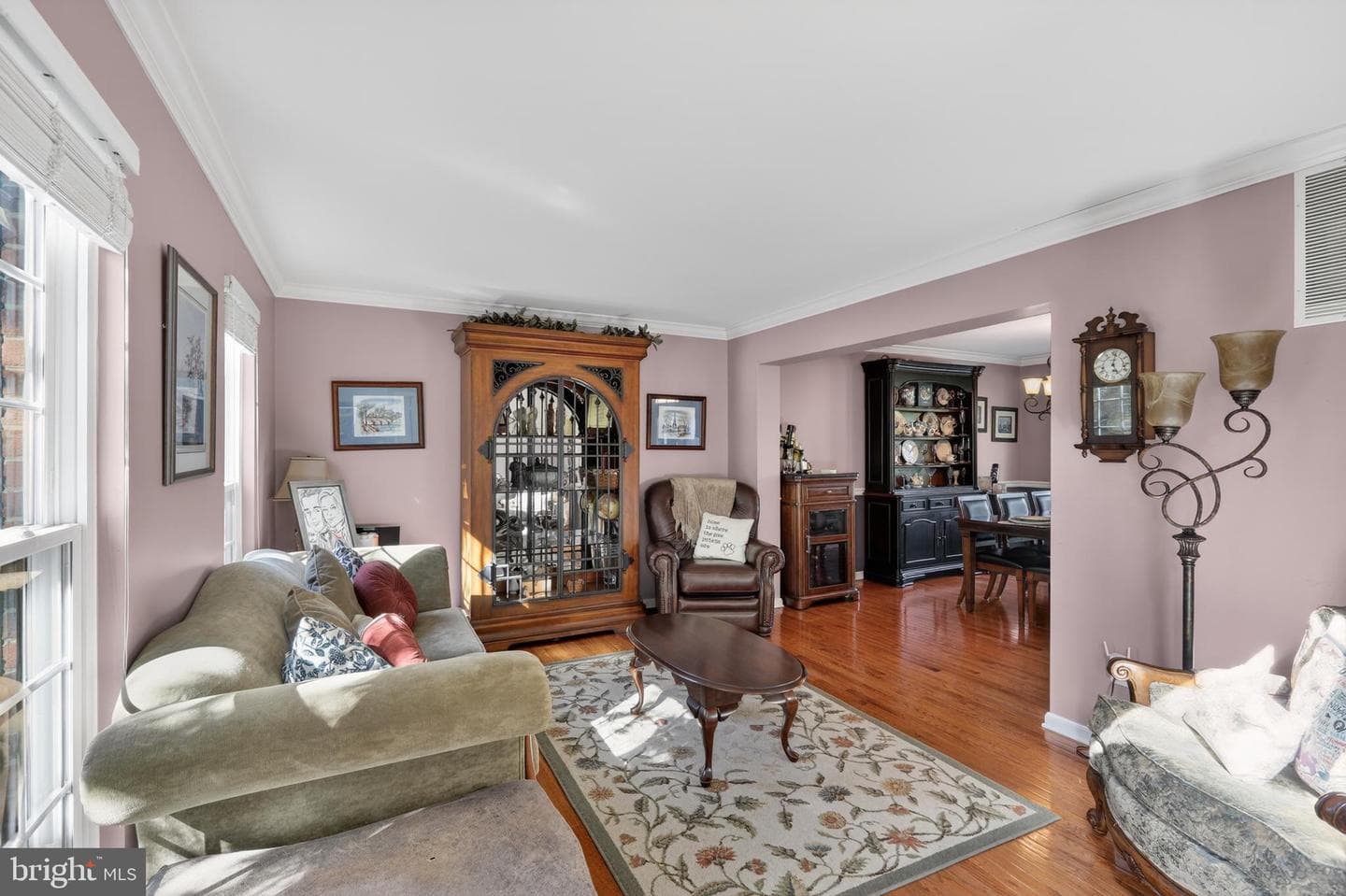 108 Bethal Court SW photo 10