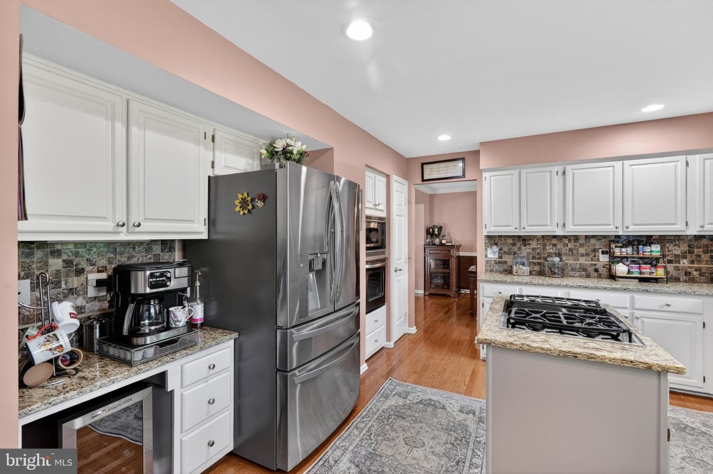 108 Bethal Court SW photo 6