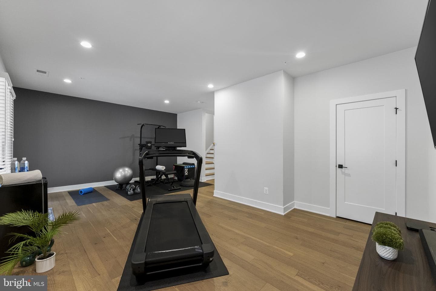 42464 Mildred Landing Square photo 54