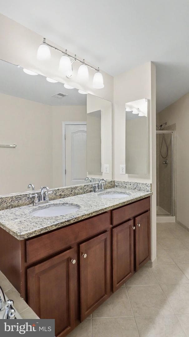 42371 Trellis Square photo 40