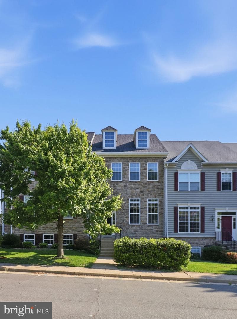 406 Leeds Ridge Court, Purcellville