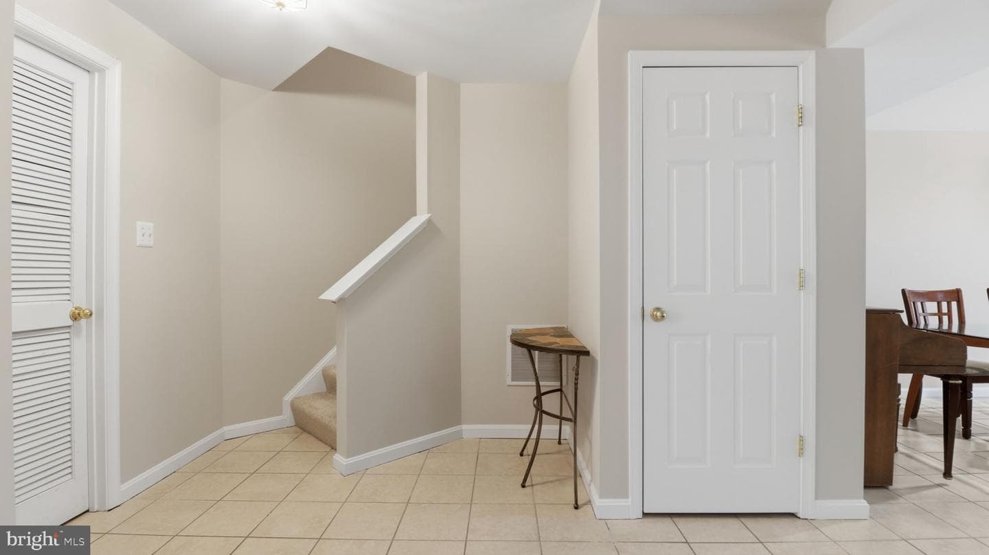 406 Leeds Ridge Court photo 22