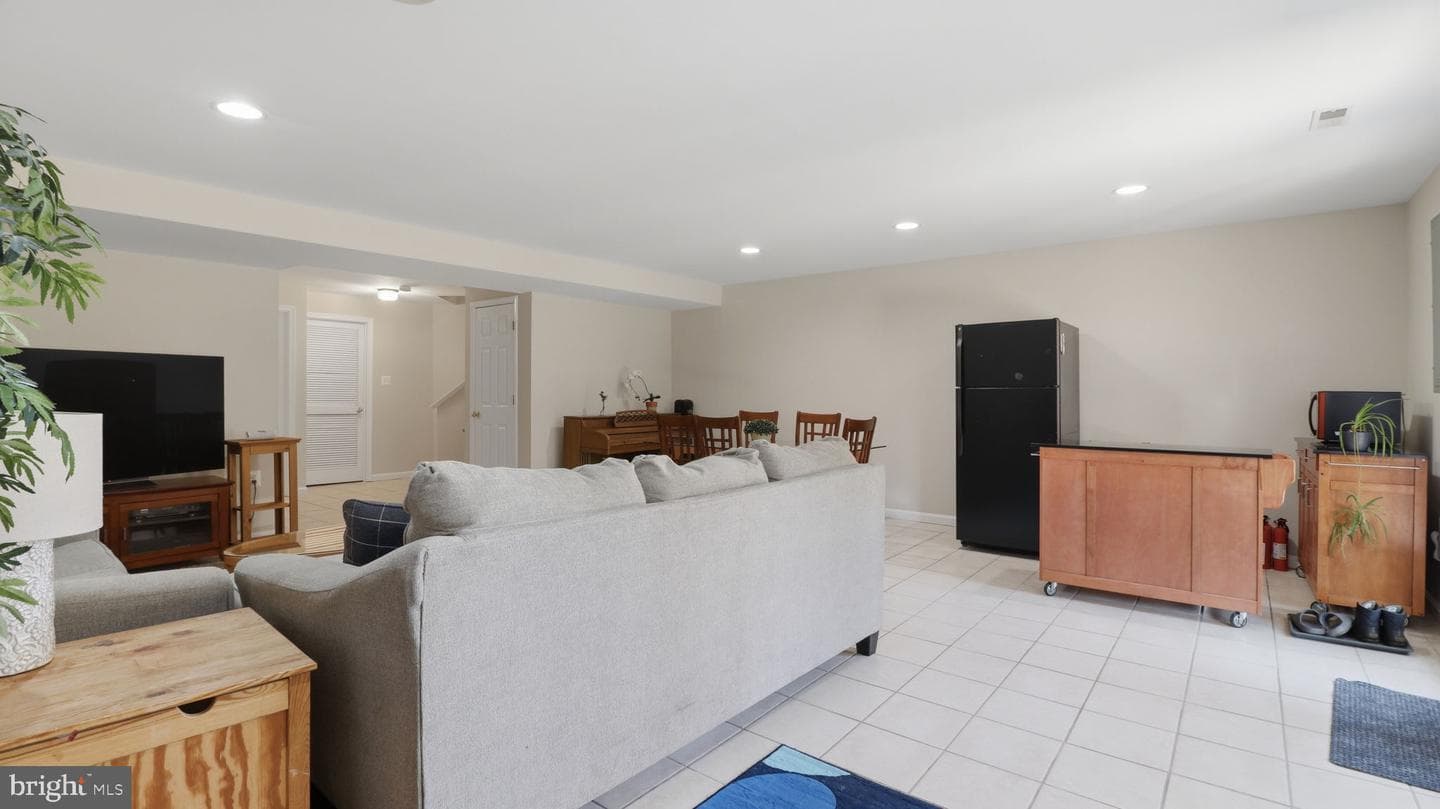 406 Leeds Ridge Court photo 29
