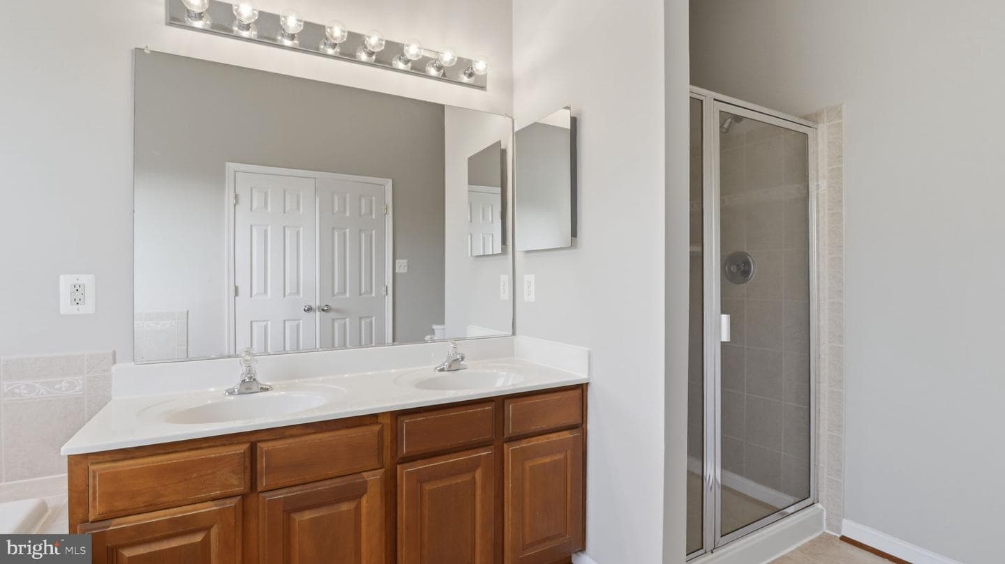 406 Leeds Ridge Court photo 48