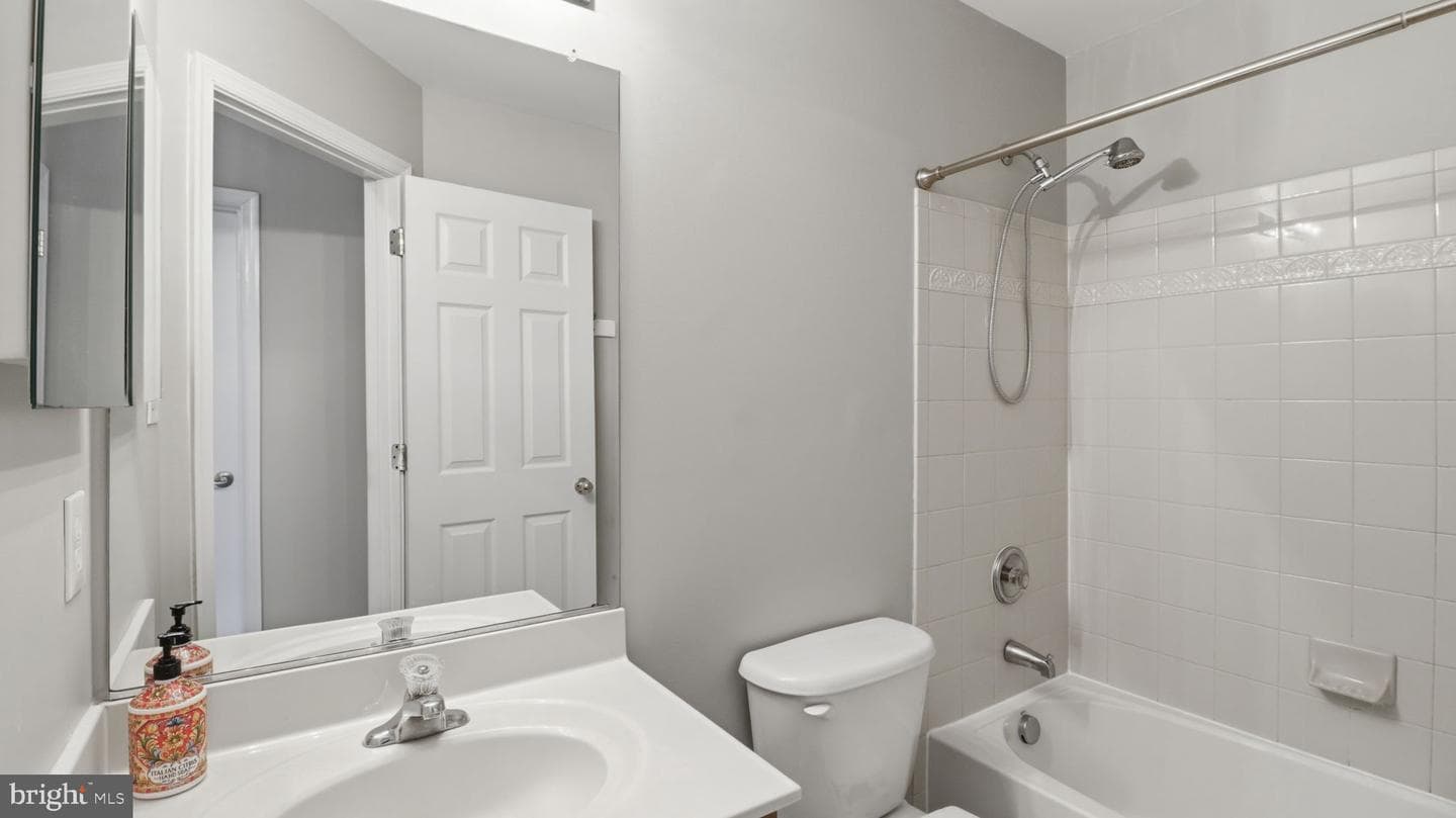 406 Leeds Ridge Court photo 51