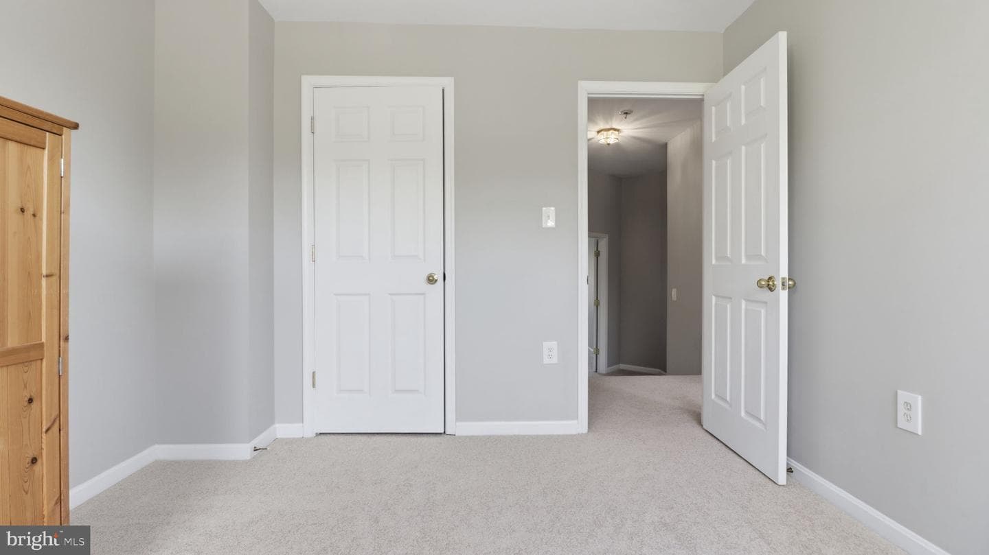 406 Leeds Ridge Court photo 53