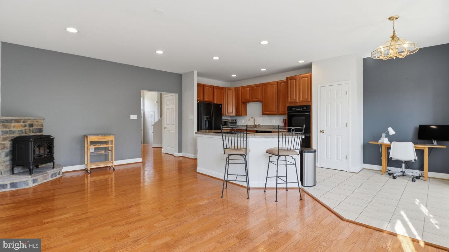 406 Leeds Ridge Court photo 7