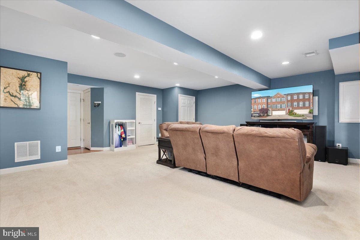 25241 Destination Square photo 38