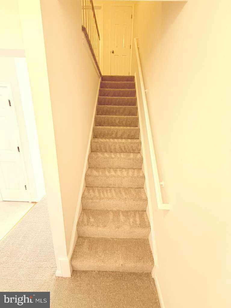 33 Park Place photo 11