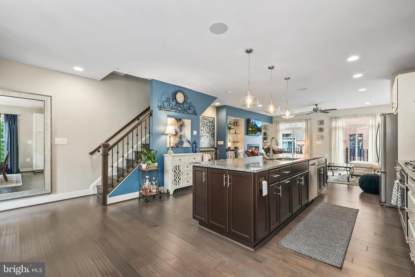 400 Ironsides Square SE photo 14