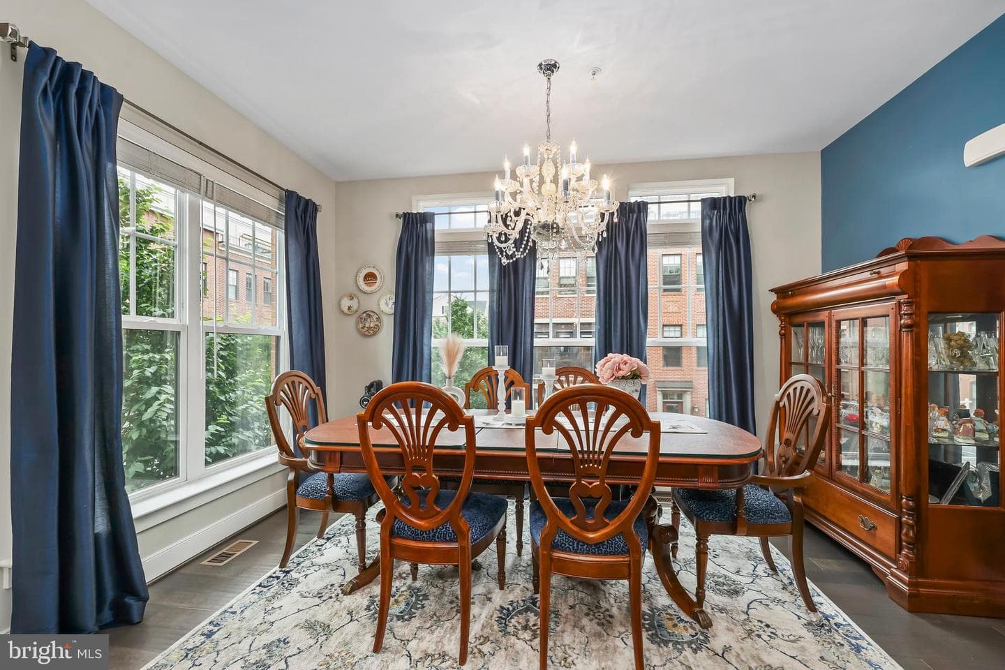 400 Ironsides Square SE photo 17