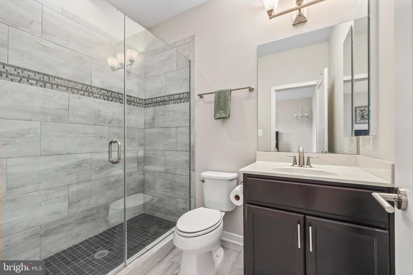 400 Ironsides Square SE photo 36