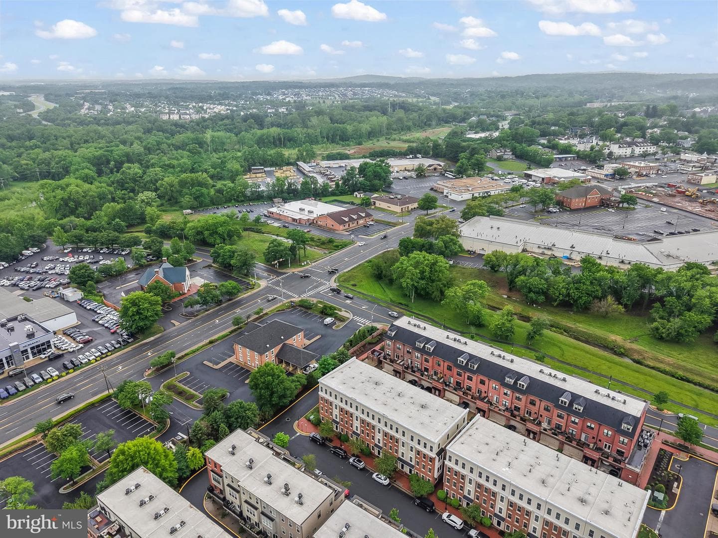 400 Ironsides Square SE photo 45