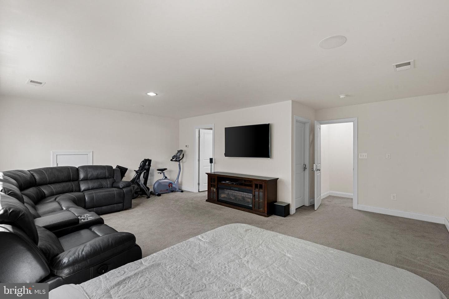 25079 Chafee Circle photo 56