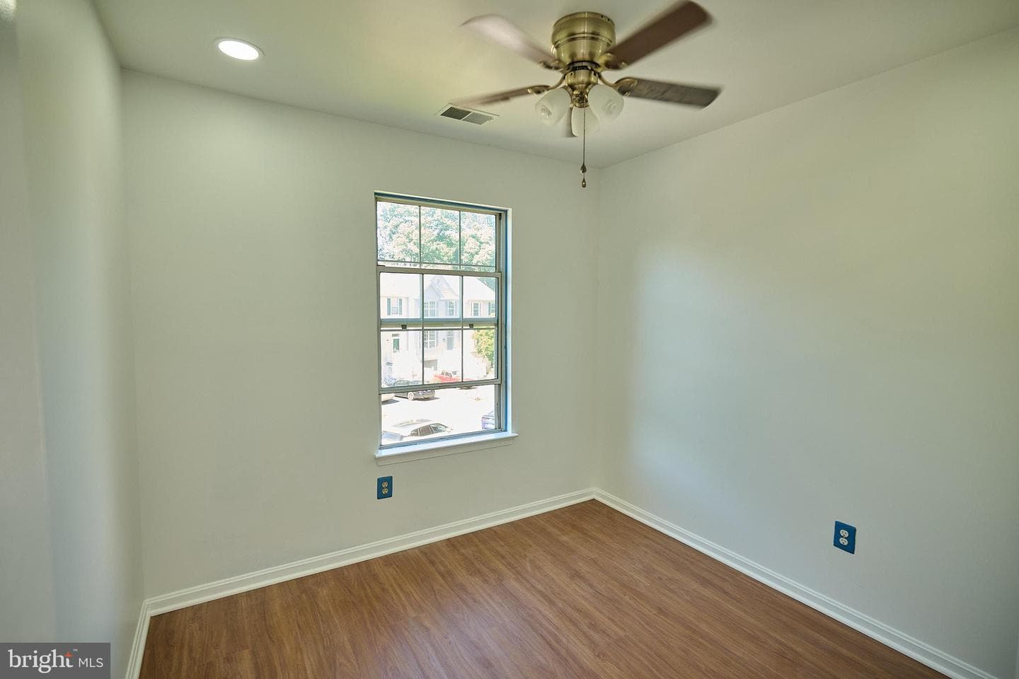 46760 Hobblebush Terrace photo 11