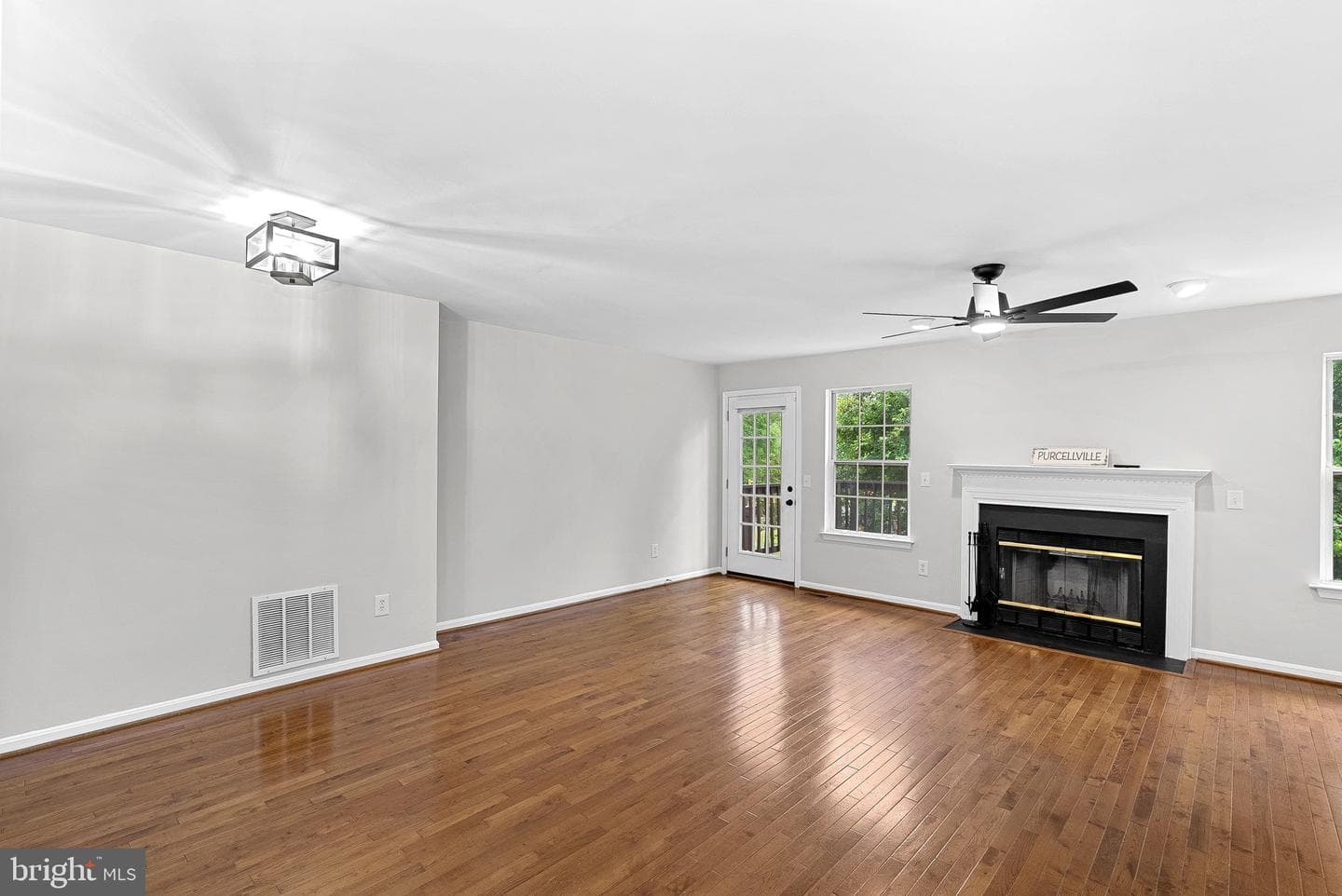 124 Oliver Court photo 25