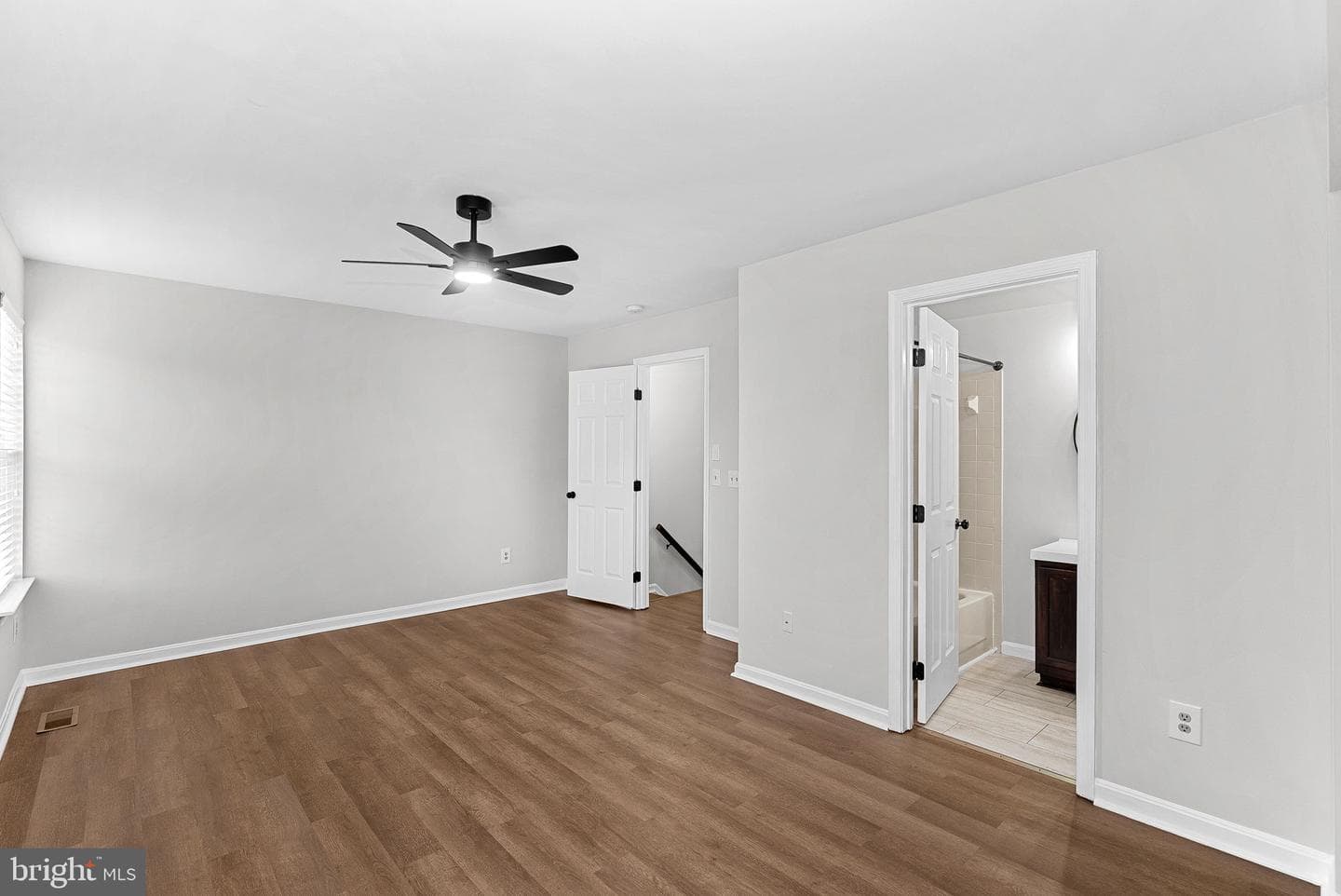 124 Oliver Court photo 33