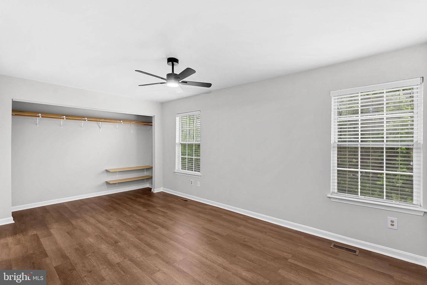124 Oliver Court photo 34