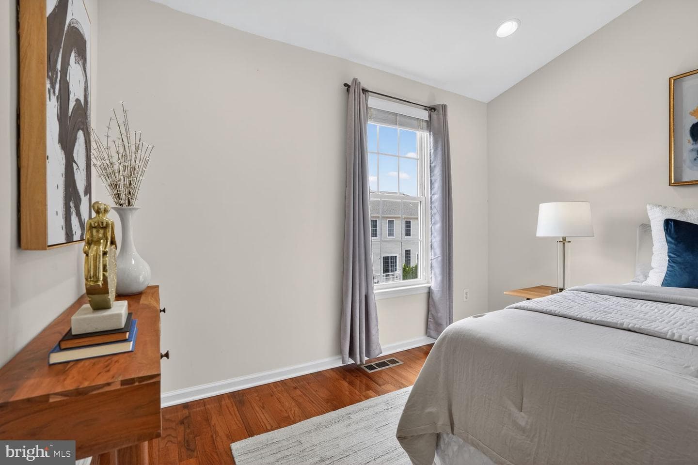 42882 Conrad Terrace photo 4