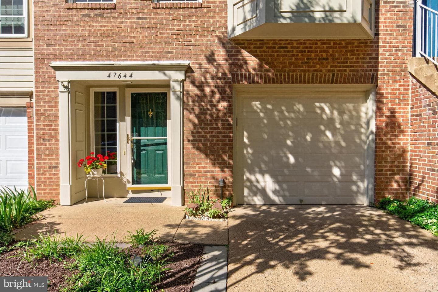 47644 Sandbank Square photo 2