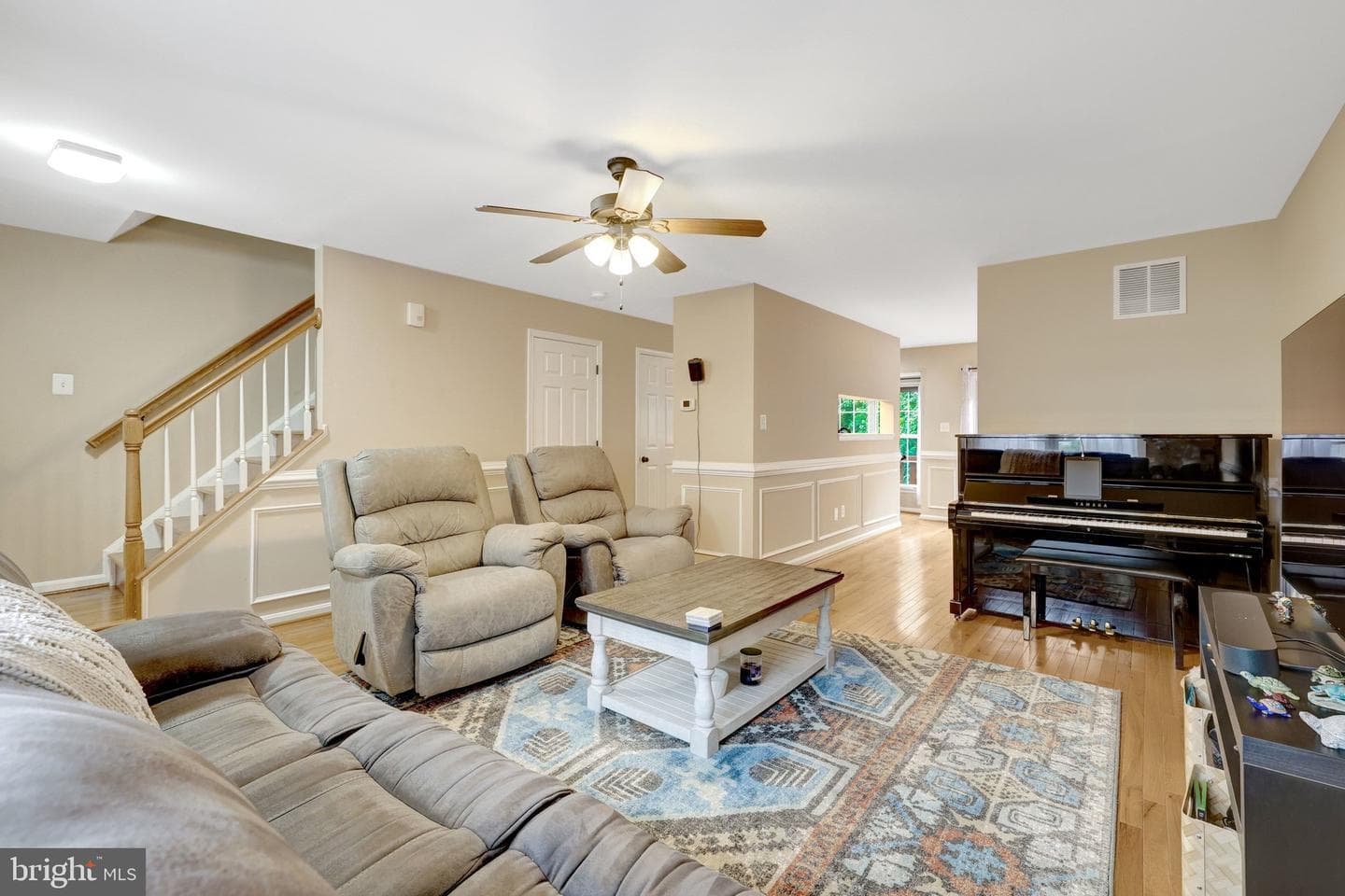 45610 Whitcomb Square photo 11