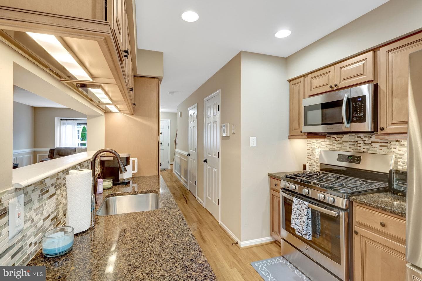 45610 Whitcomb Square photo 16