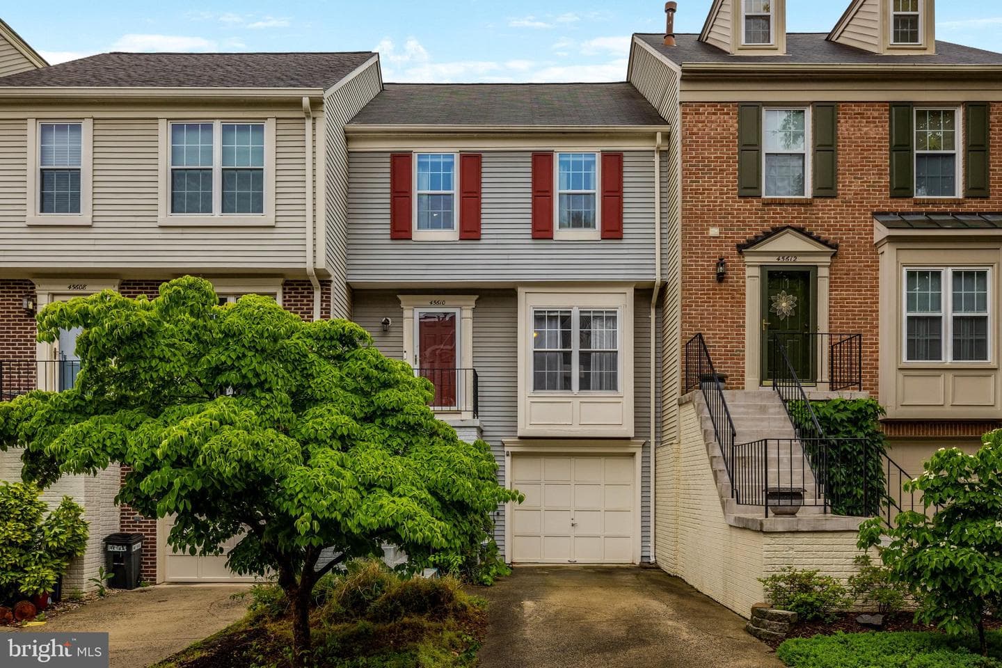 45610 Whitcomb Square, Sterling