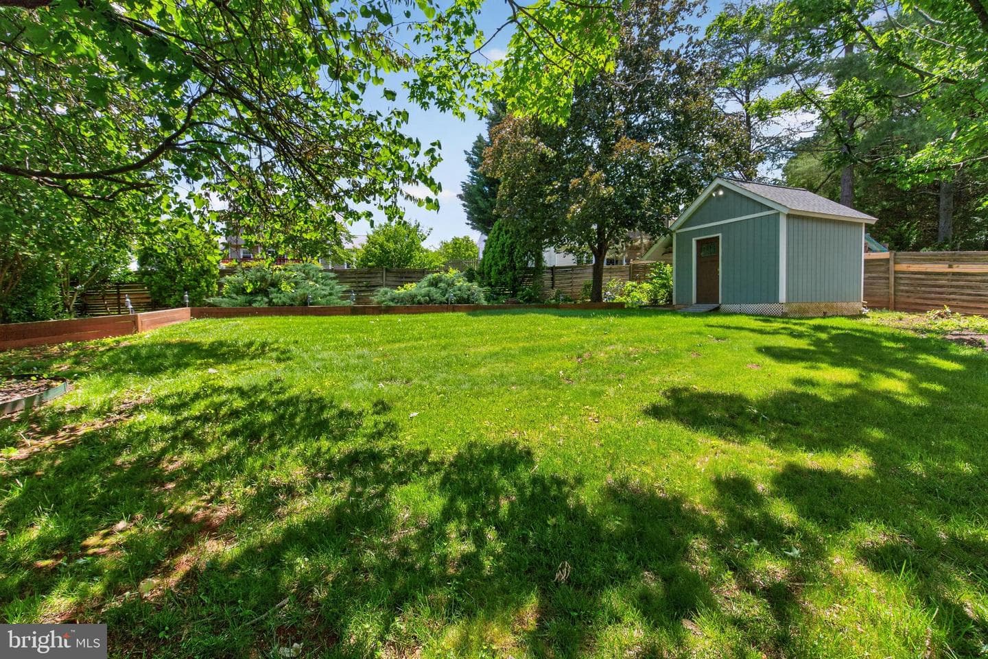 111 Environs Road photo 43